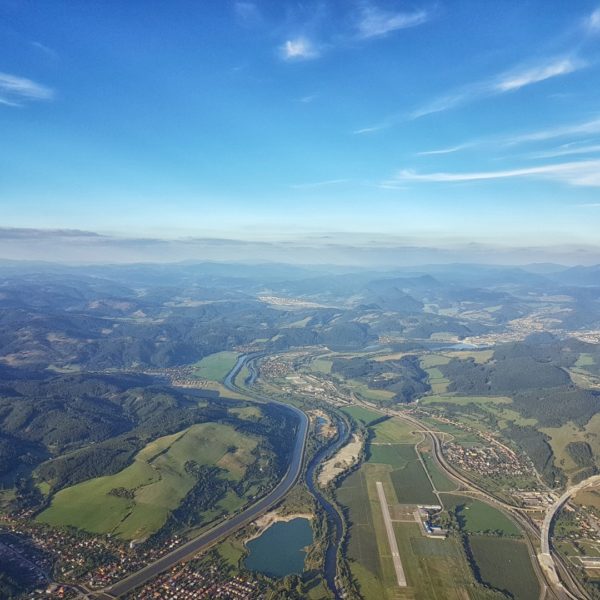 Výlet balónom - letenka dieťa - Pezinok,Trnava, Smolenice, Piešťany,  Nitra, Senec, Karpaty,  Katarínka, Senica, Myjava Nové Mesto nad Váhom Holíč a blízke okolie - Image 3
